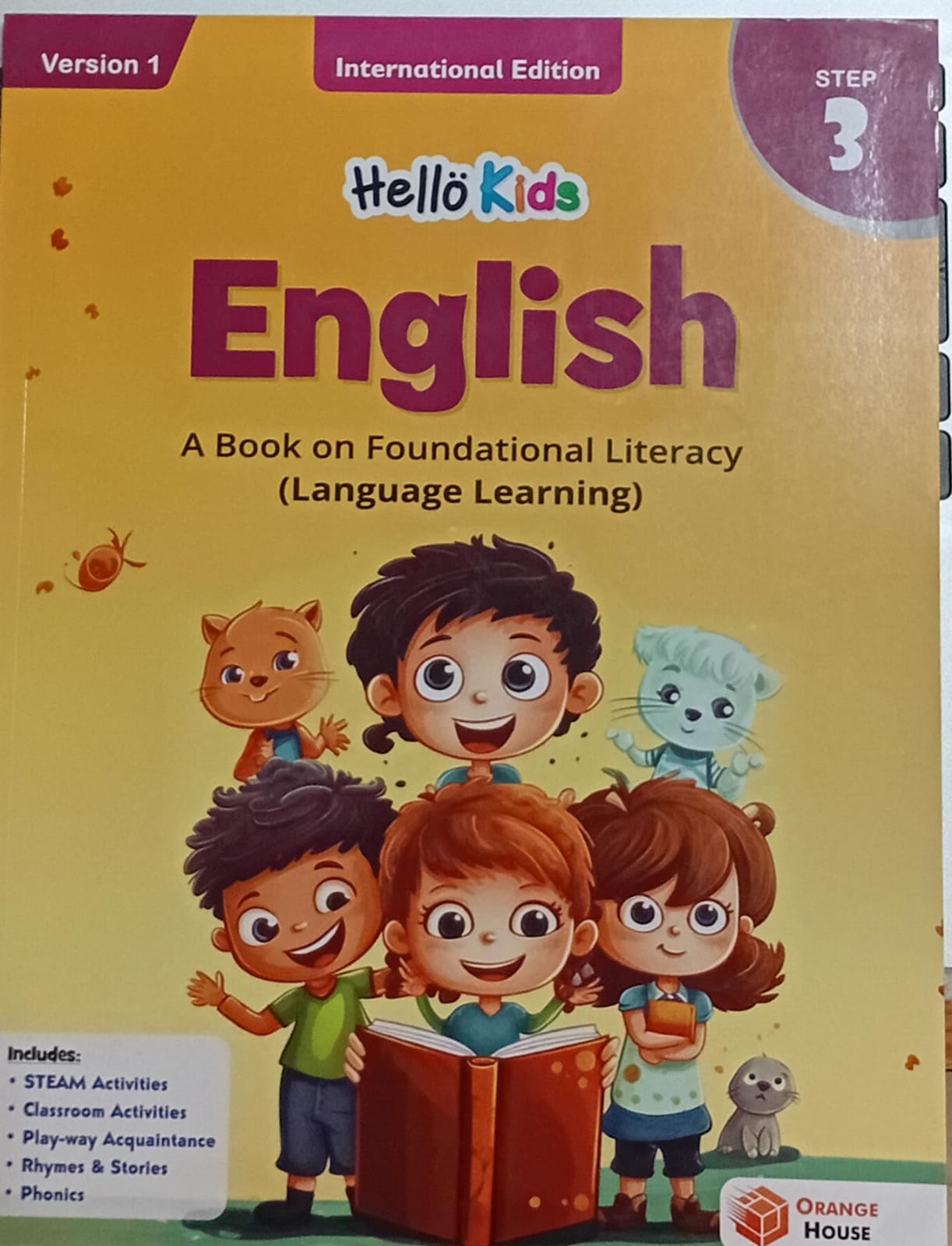 Hello Kids English Step 3 : A Text Book on Foundational Literacy Language Learning