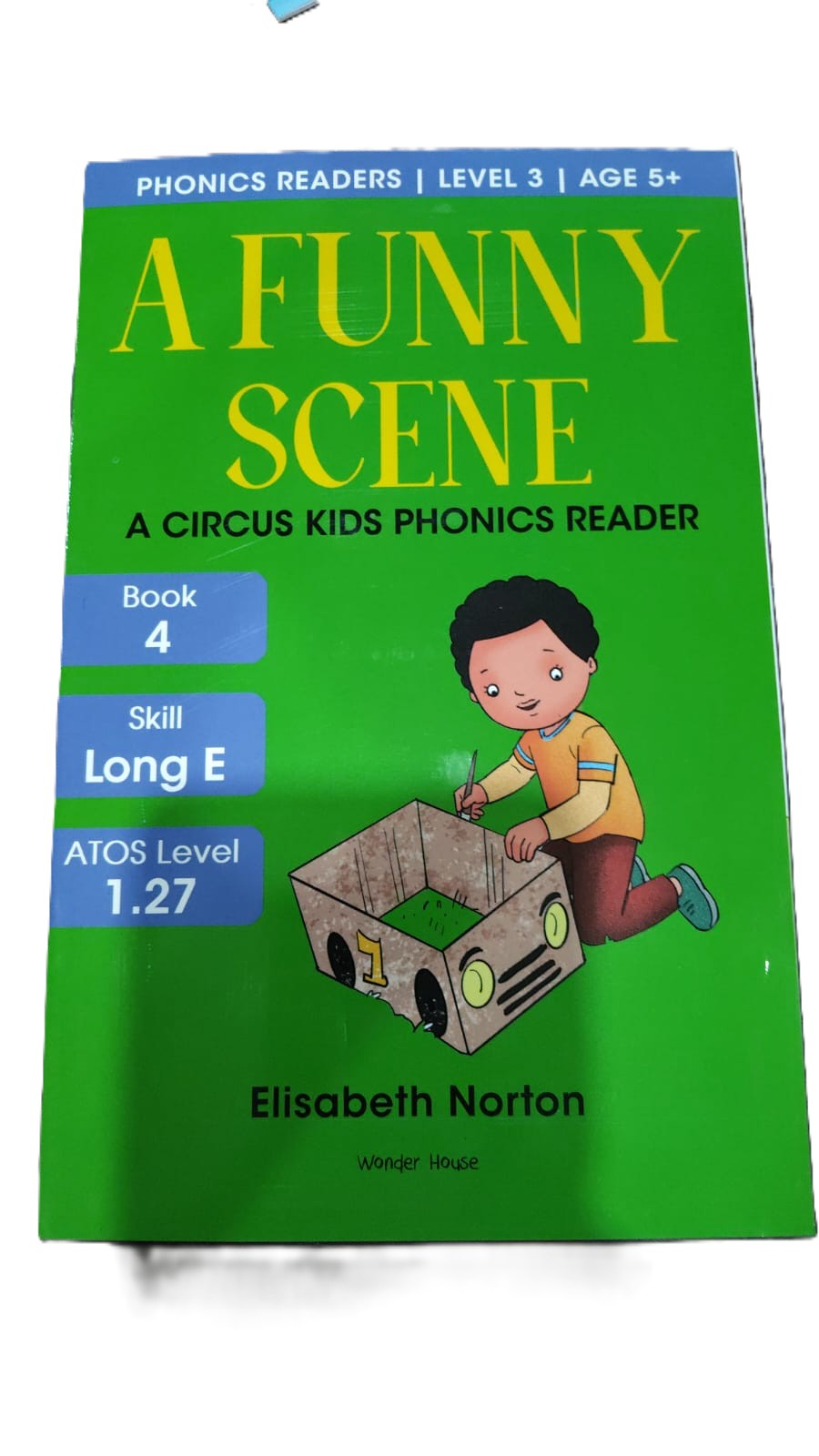 Phonics Readers Level 3: A Funny Scene